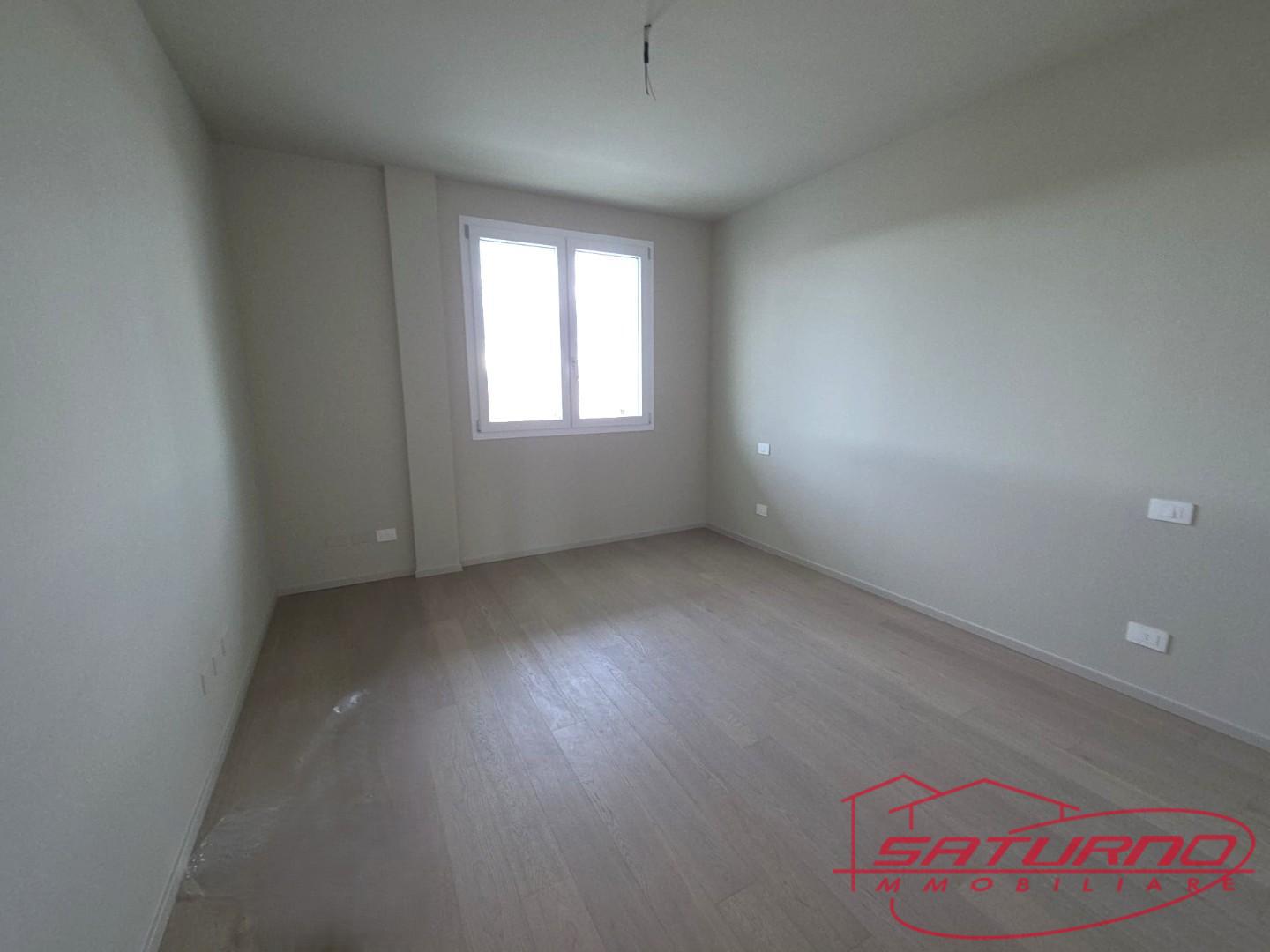 Quadrilocale con terrazzo, Capannori segromigno in monte