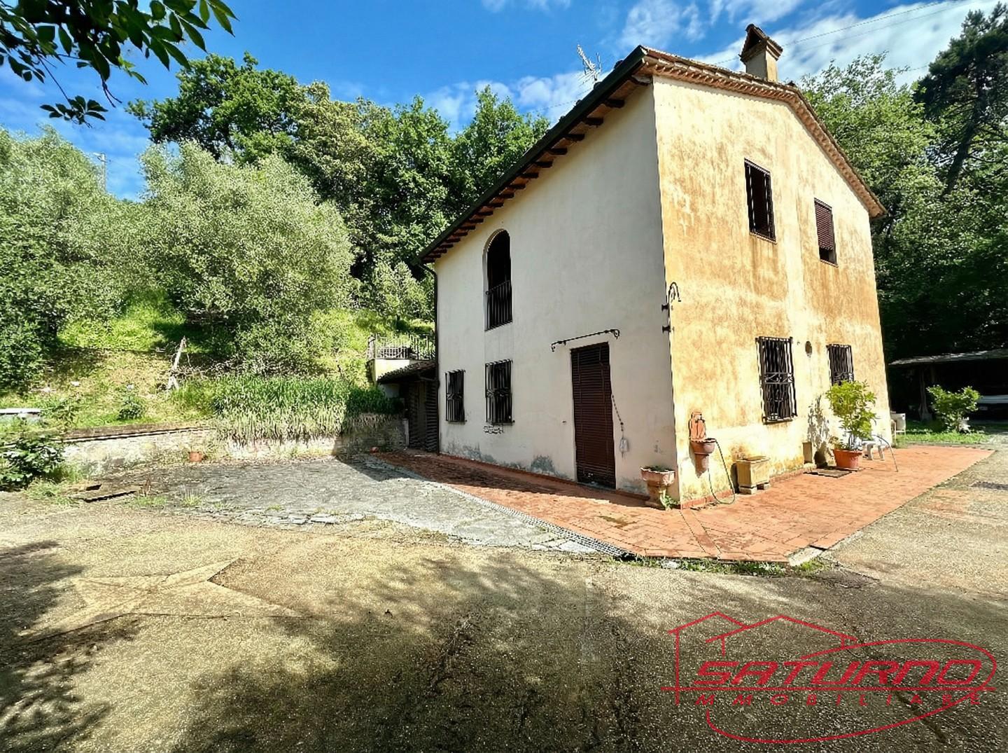 Rustico con giardino, Capannori gragnano