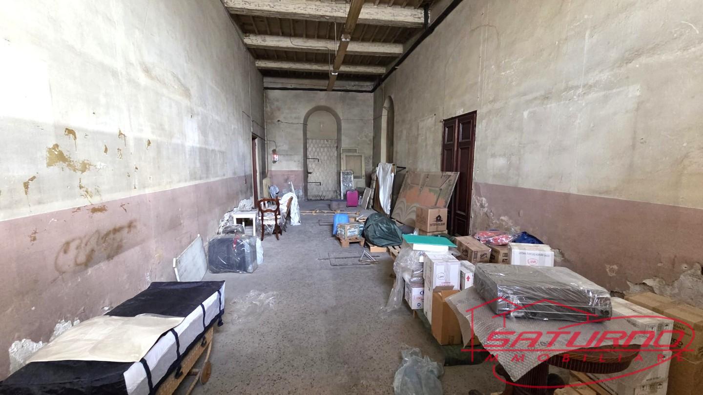 Locale commerciale in vendita, Lucca san concordio contrada