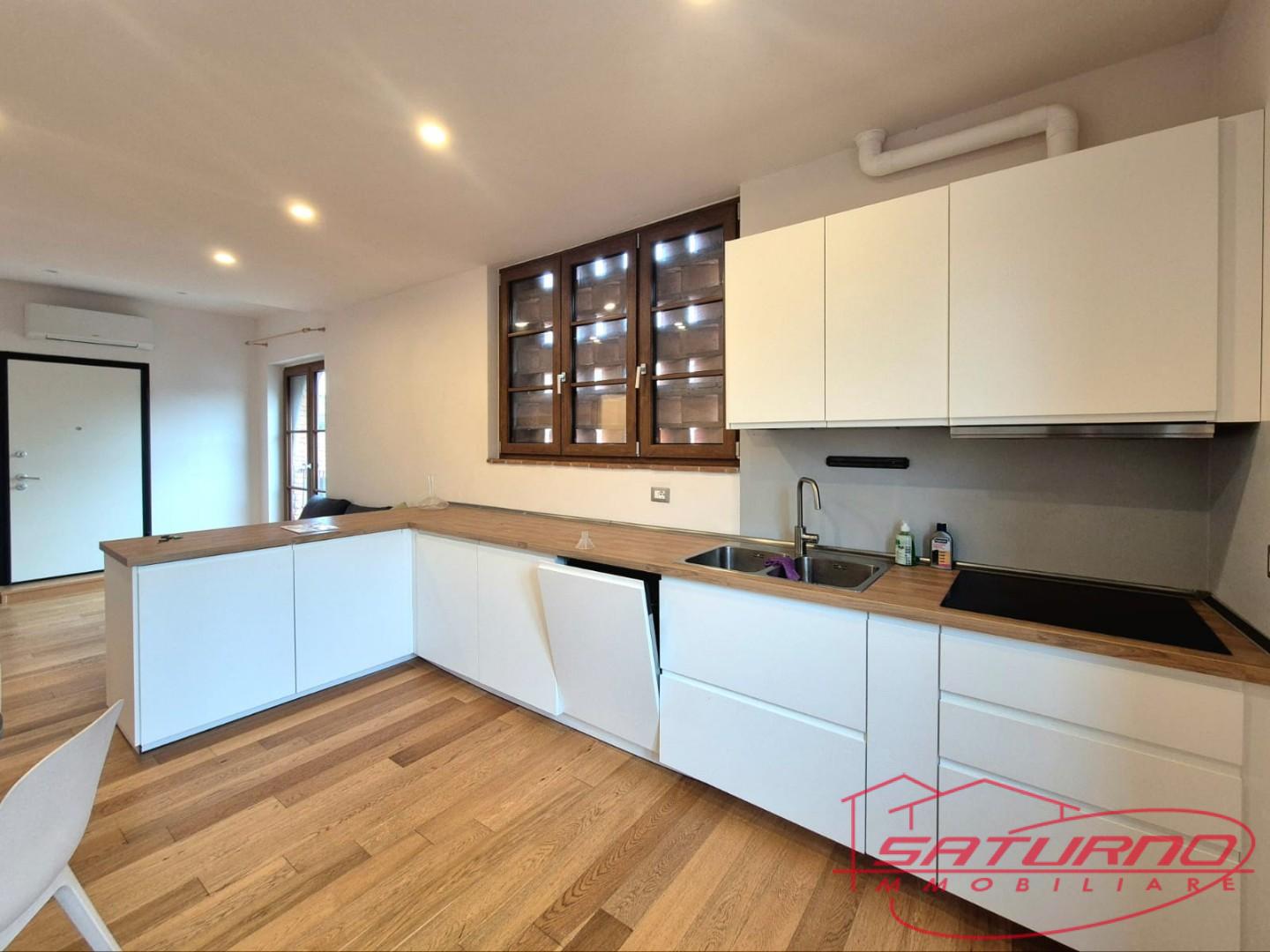 Bilocale arredato in affitto, Lucca farneta