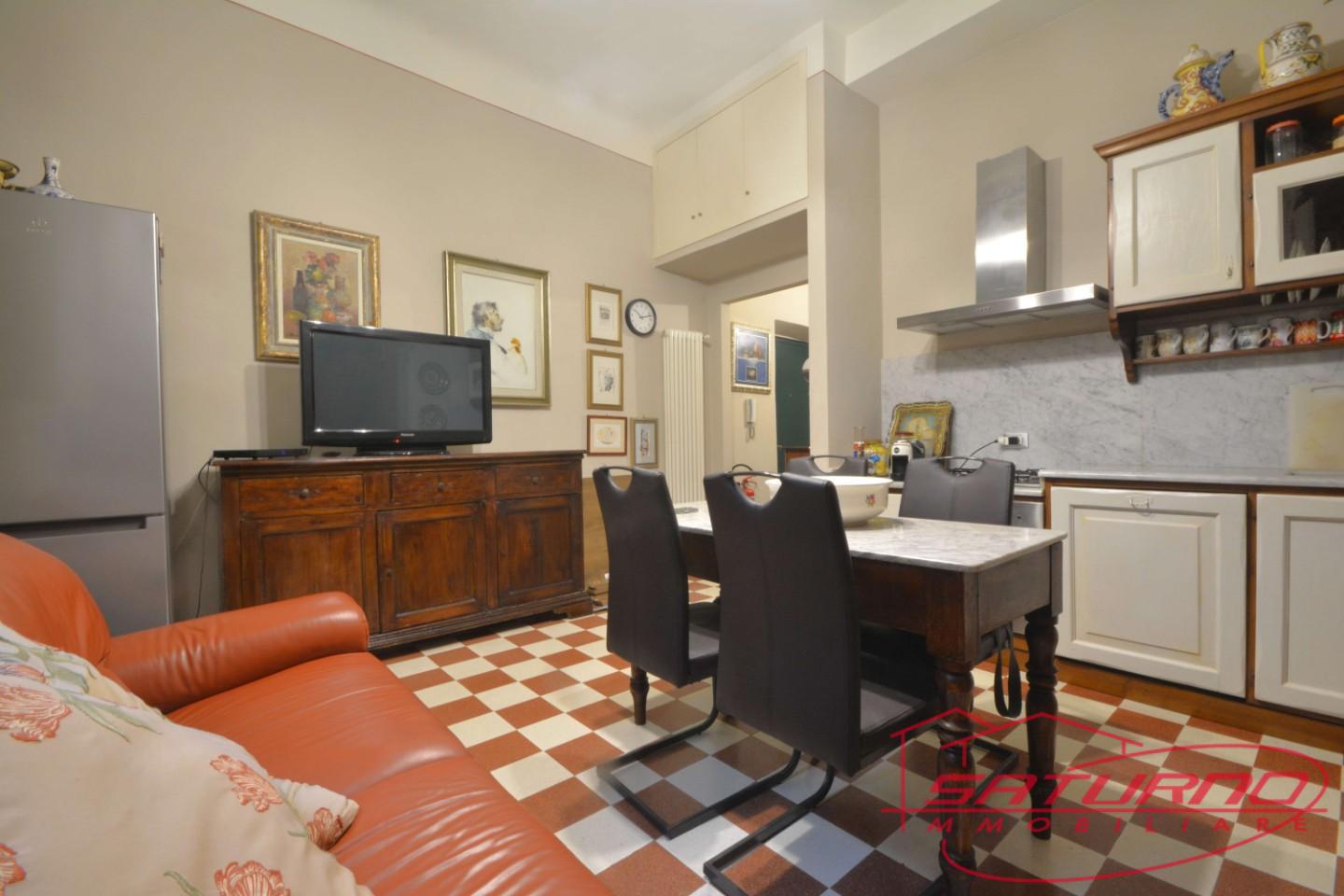 Trilocale in vendita, Lucca centro storico