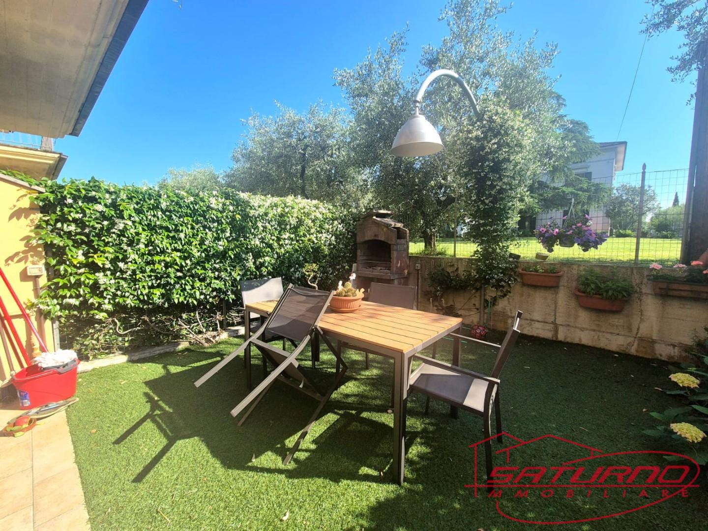 Villa con giardino a Altopascio