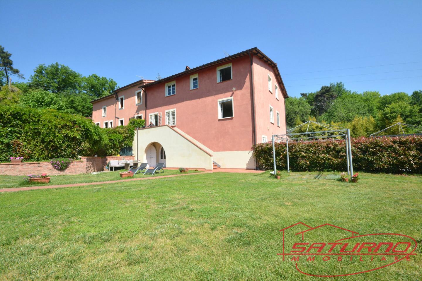 Rustico con giardino, Capannori gragnano