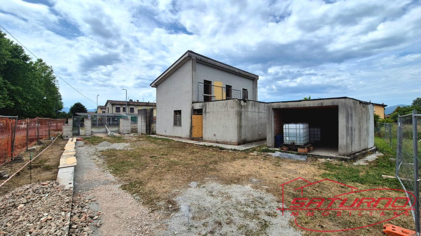 Villa con giardino, Capannori san colombano