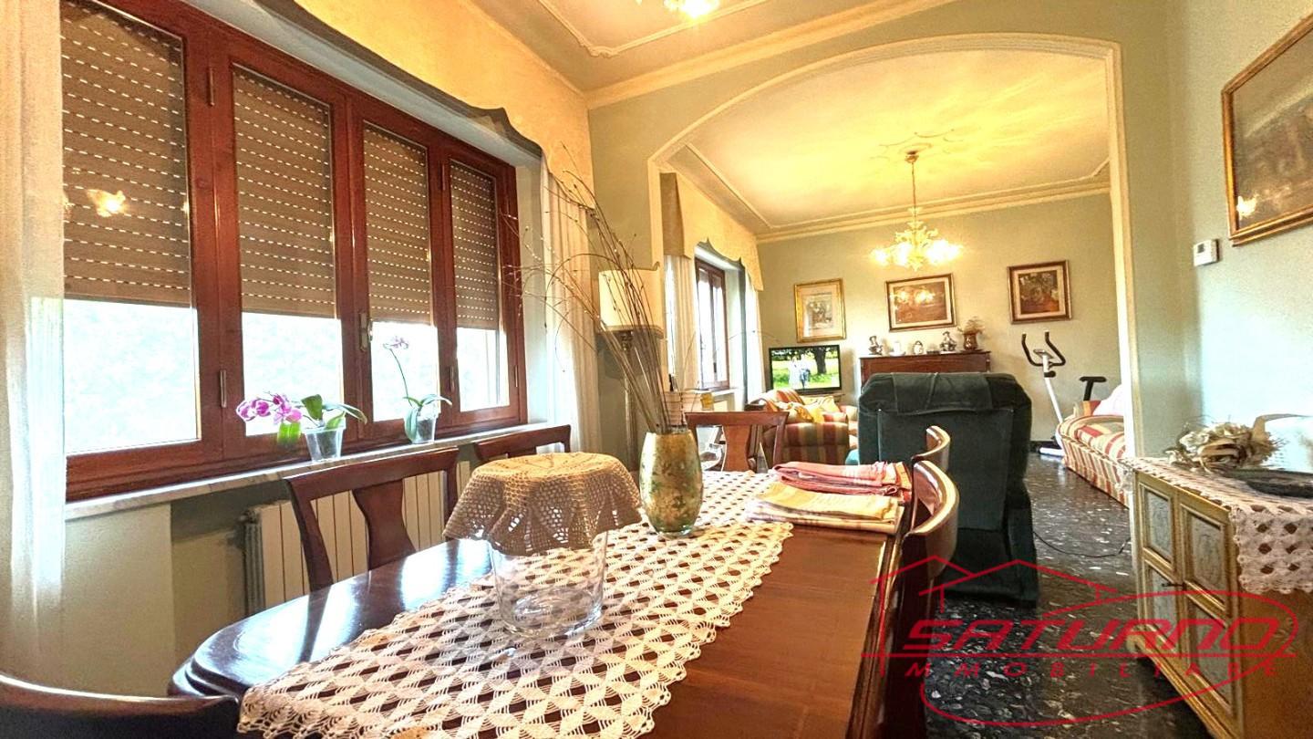 Villa con giardino, Capannori lammari
