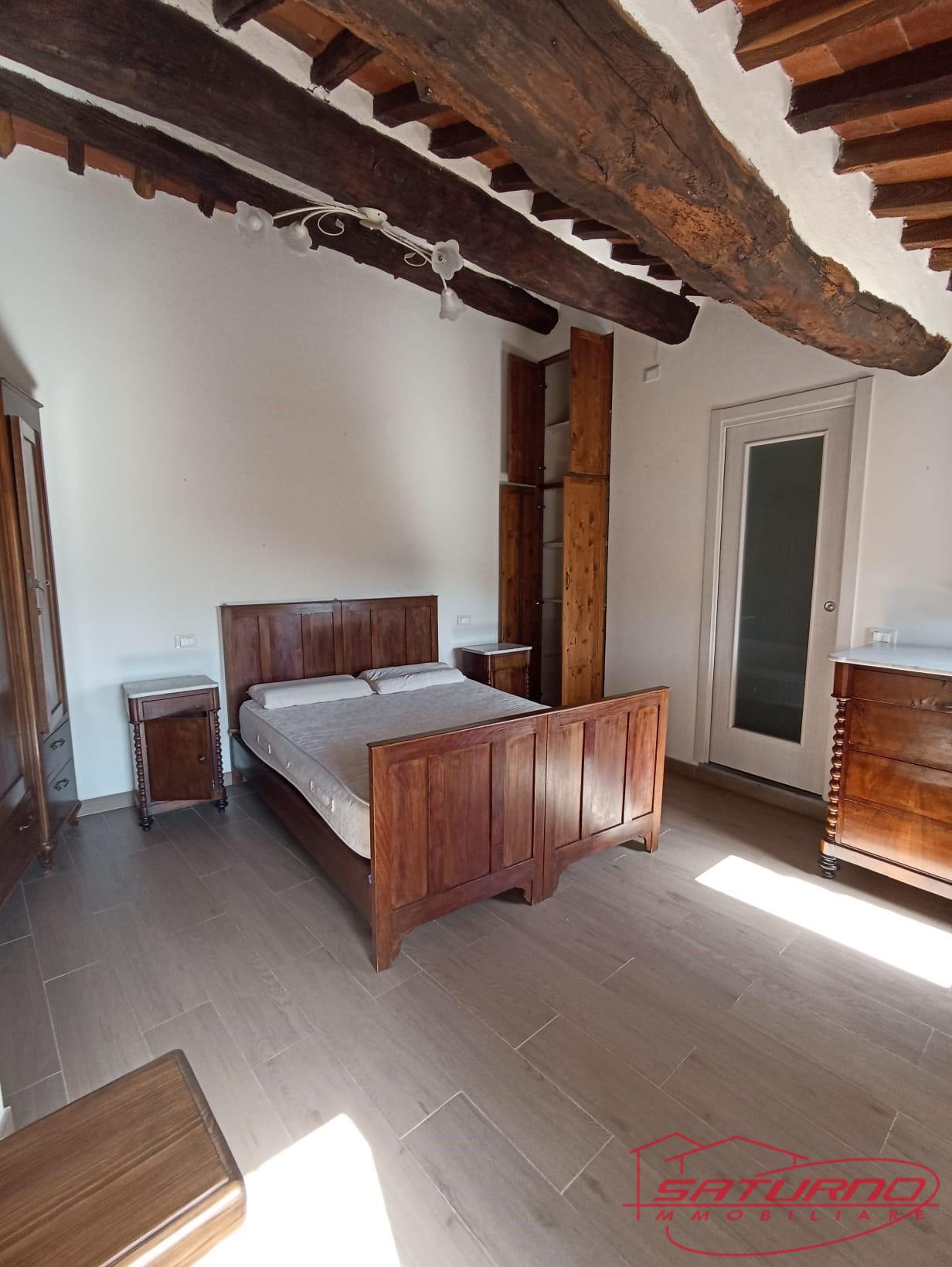 Casa indipendente arredata in affitto, Capannori matraia alta