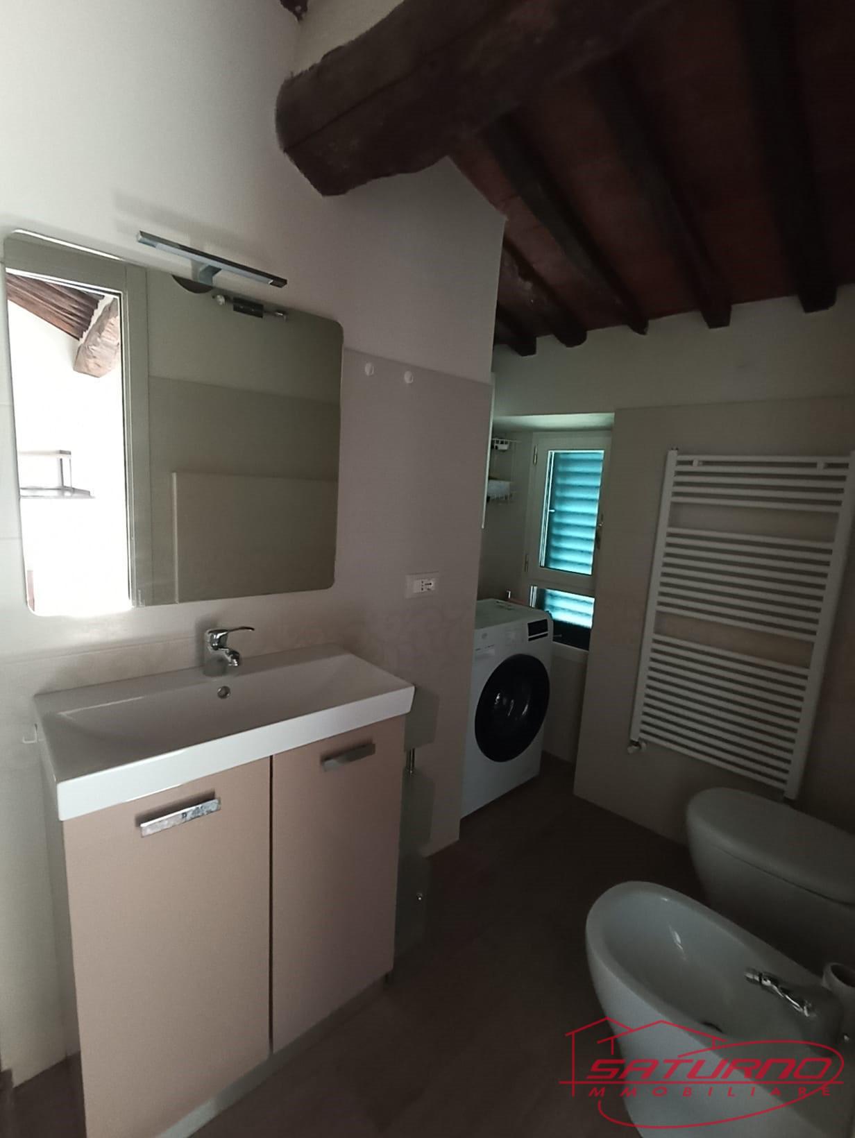 Casa indipendente arredata in affitto, Capannori matraia alta