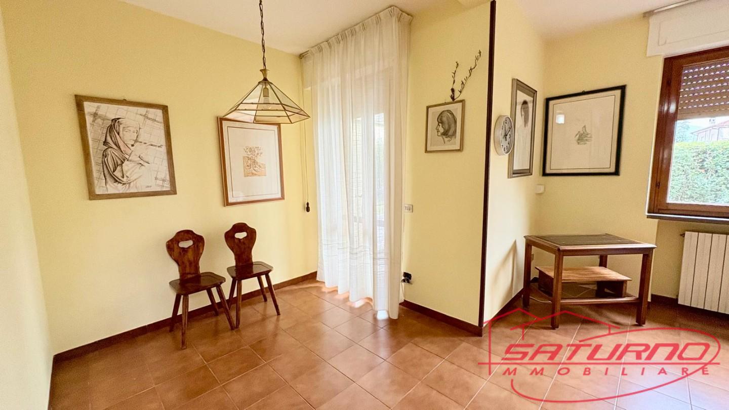 Villa con giardino, Lucca san concordio contrada