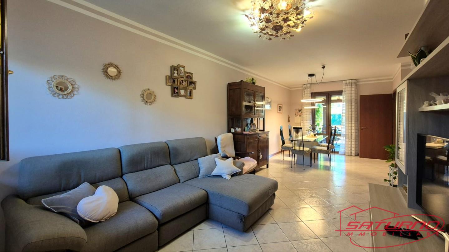 Villa con giardino, Capannori centro