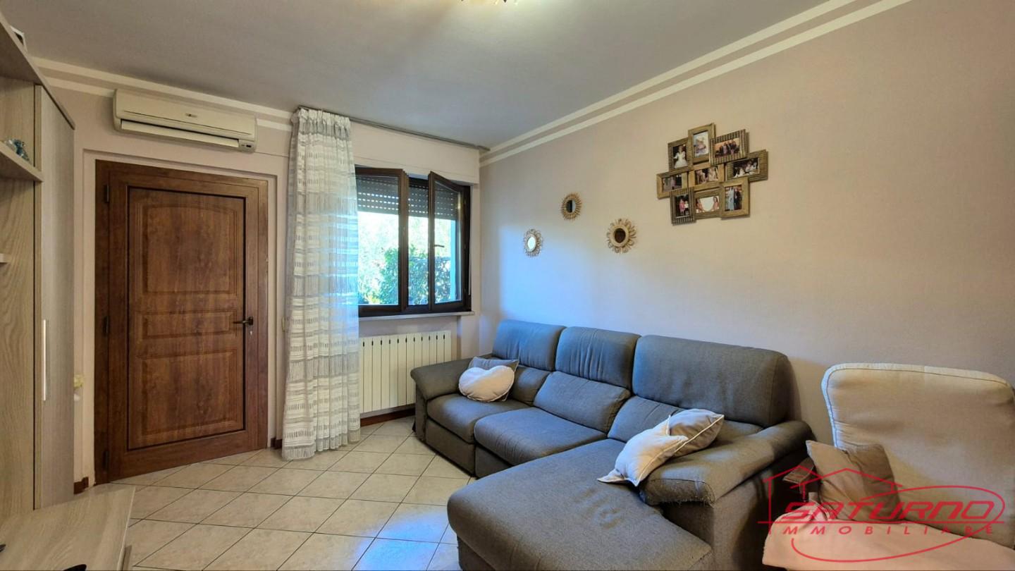 Villa con giardino, Capannori centro