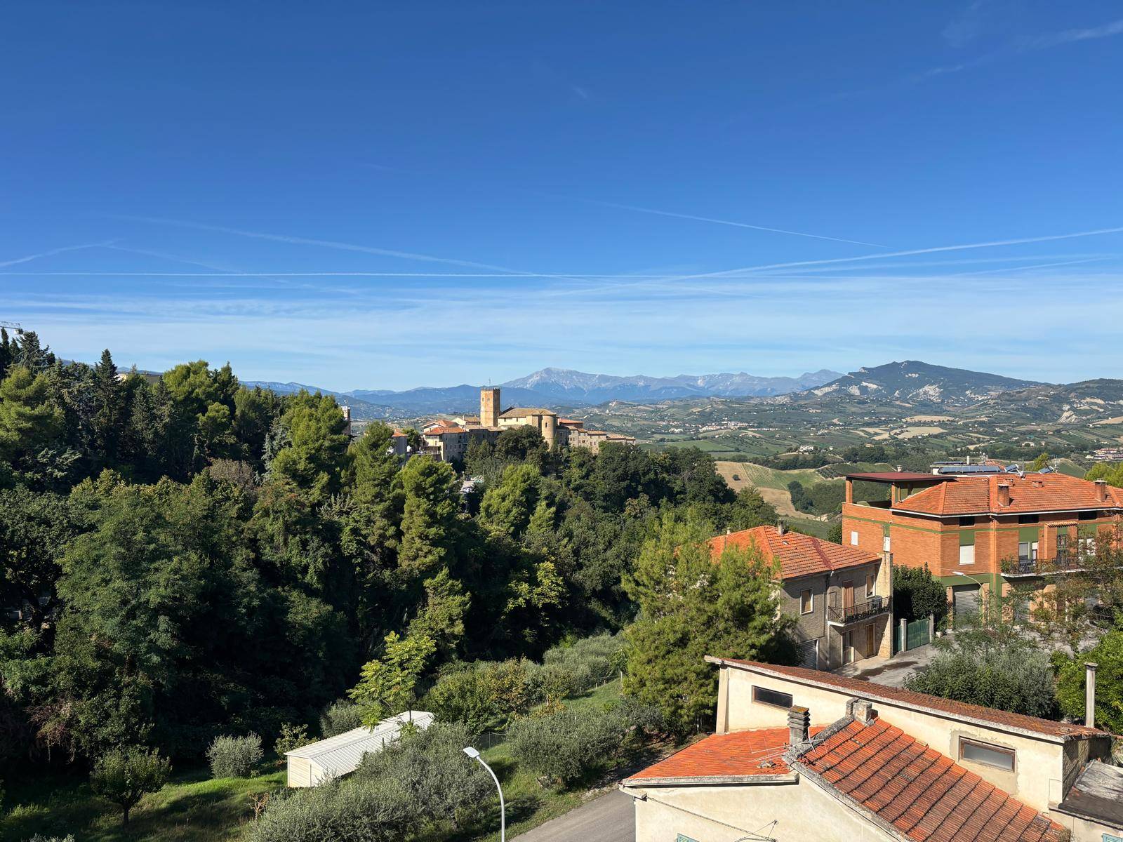 Appartamento in vendita a Castorano, Palazzi