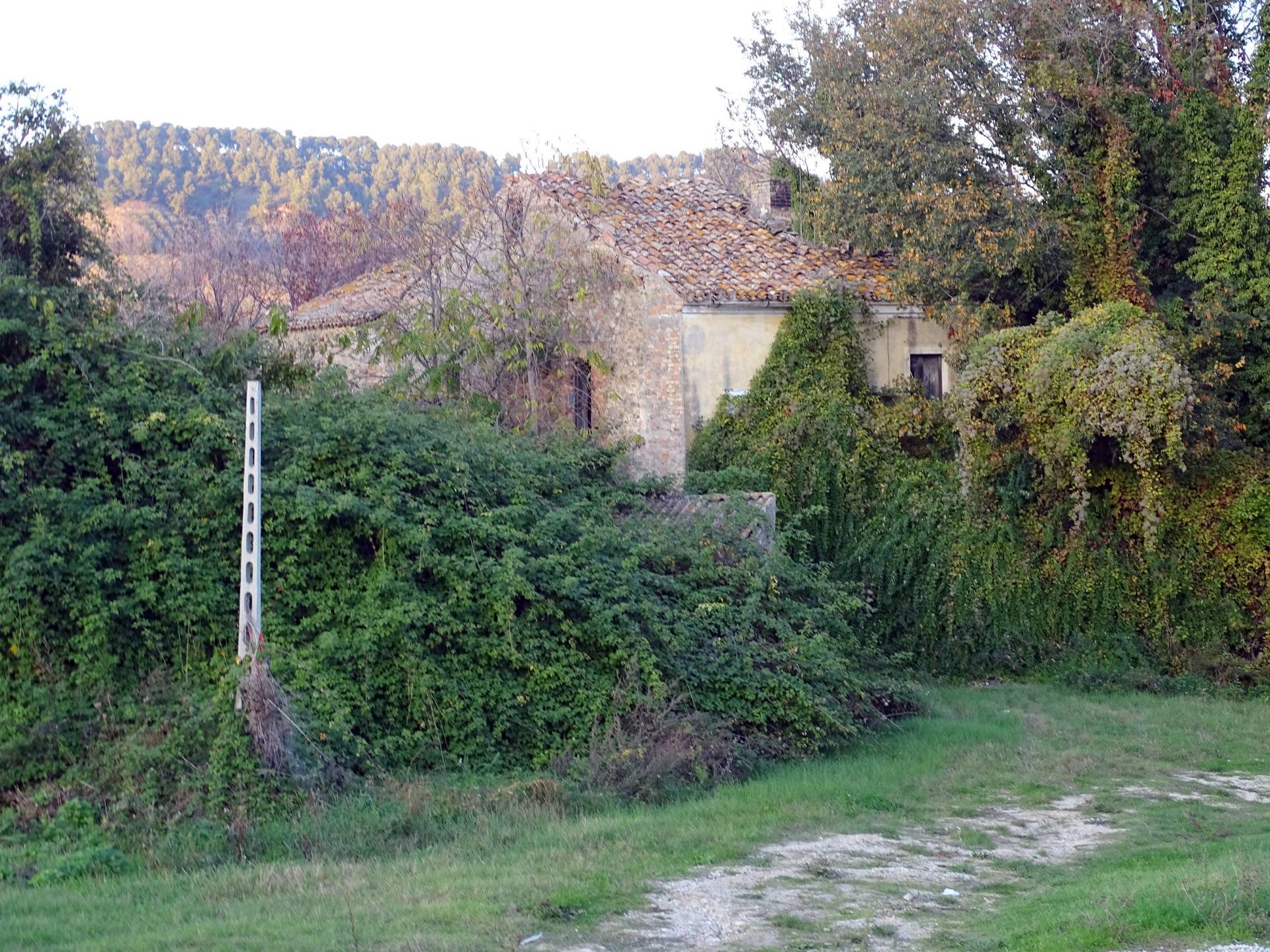 Casale colonico / Rustico in vendita a Monteprandone, Collinare
