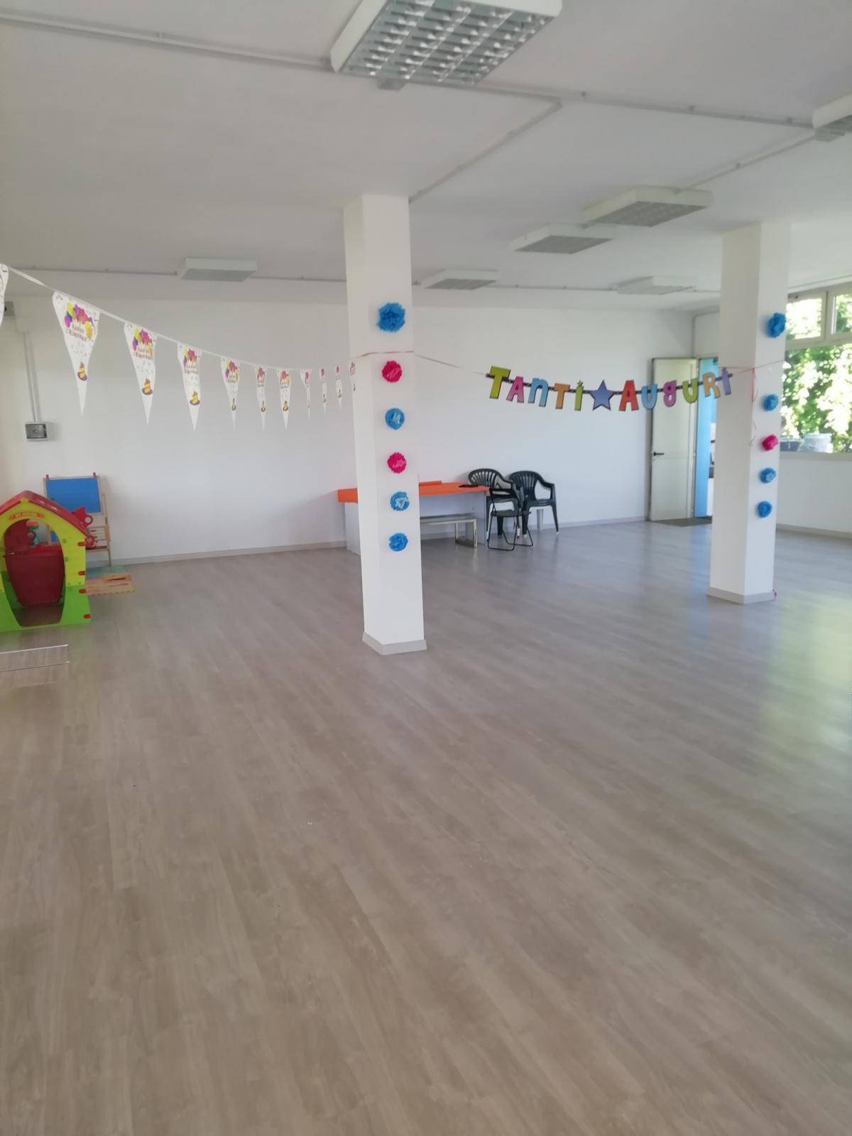 Locale commerciale in vendita a Castel di Lama, Castel di Lama Basso