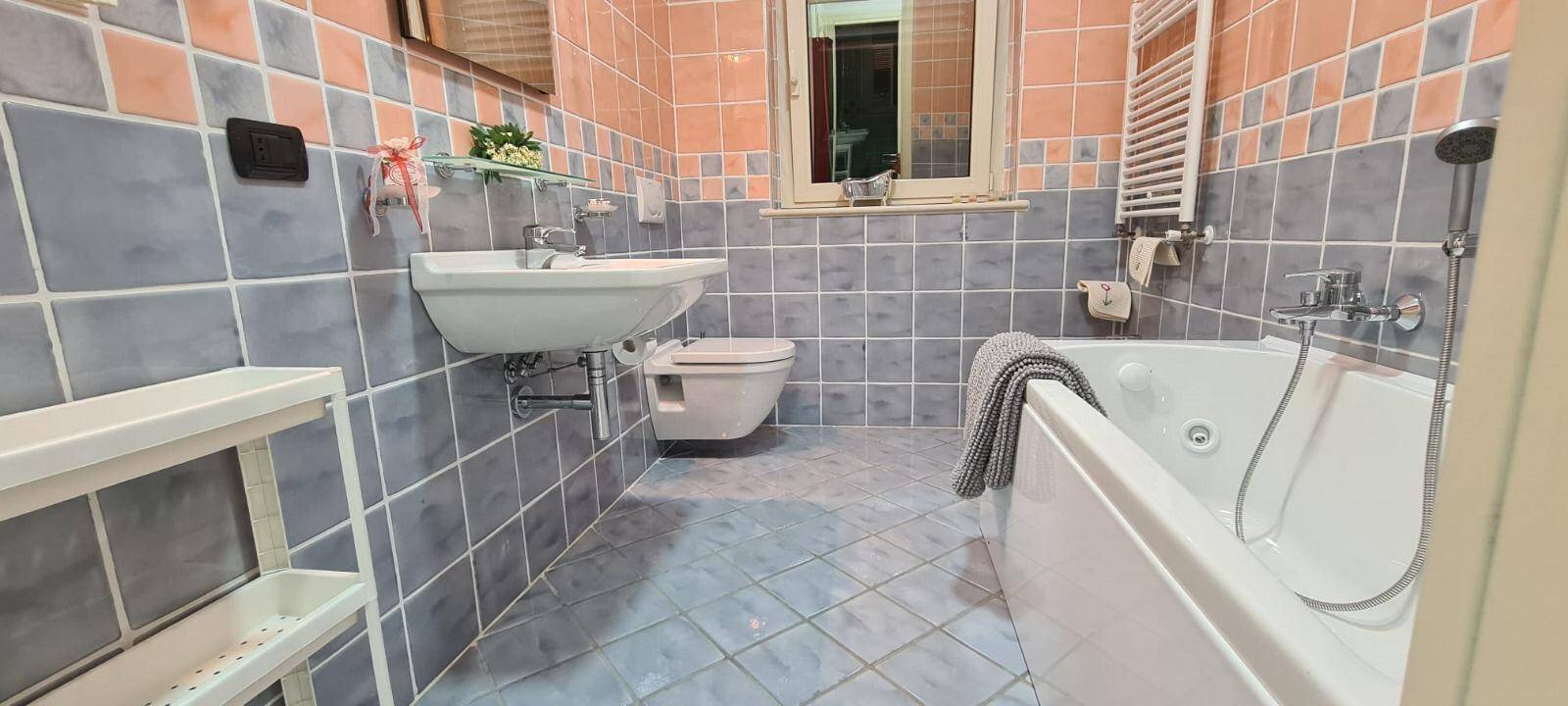 Appartamento in vendita a Cupra Marittima, Collinare