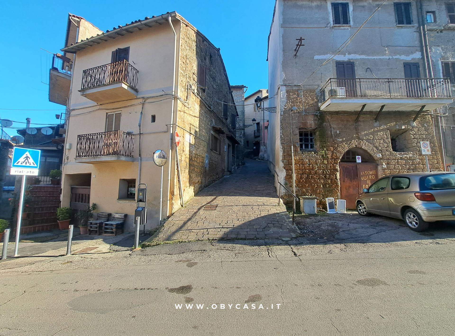 Casa Indipendente in affitto a Bassano Romano