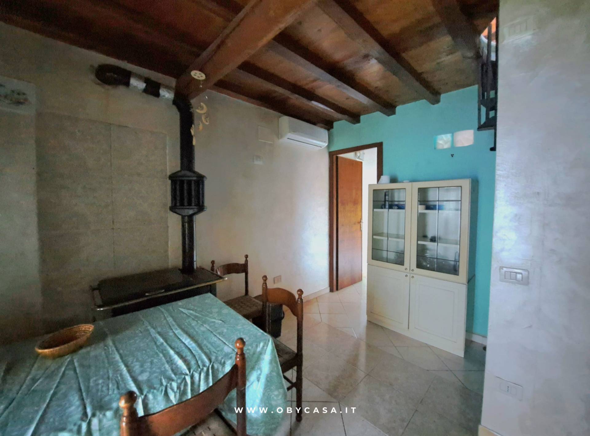 Casa Indipendente in vendita a Bassano Romano