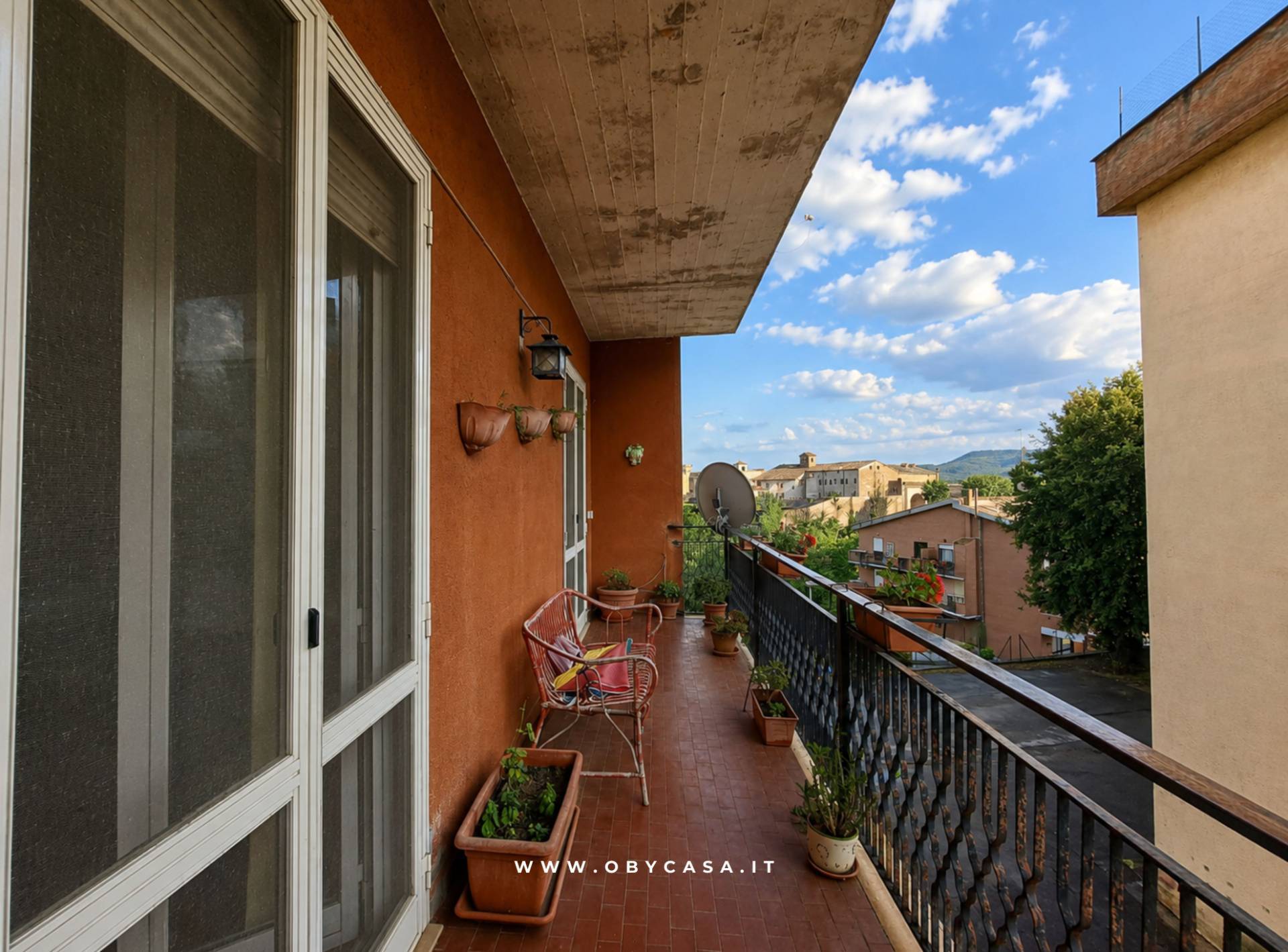 Appartamento 5 locali in vendita a Sutri