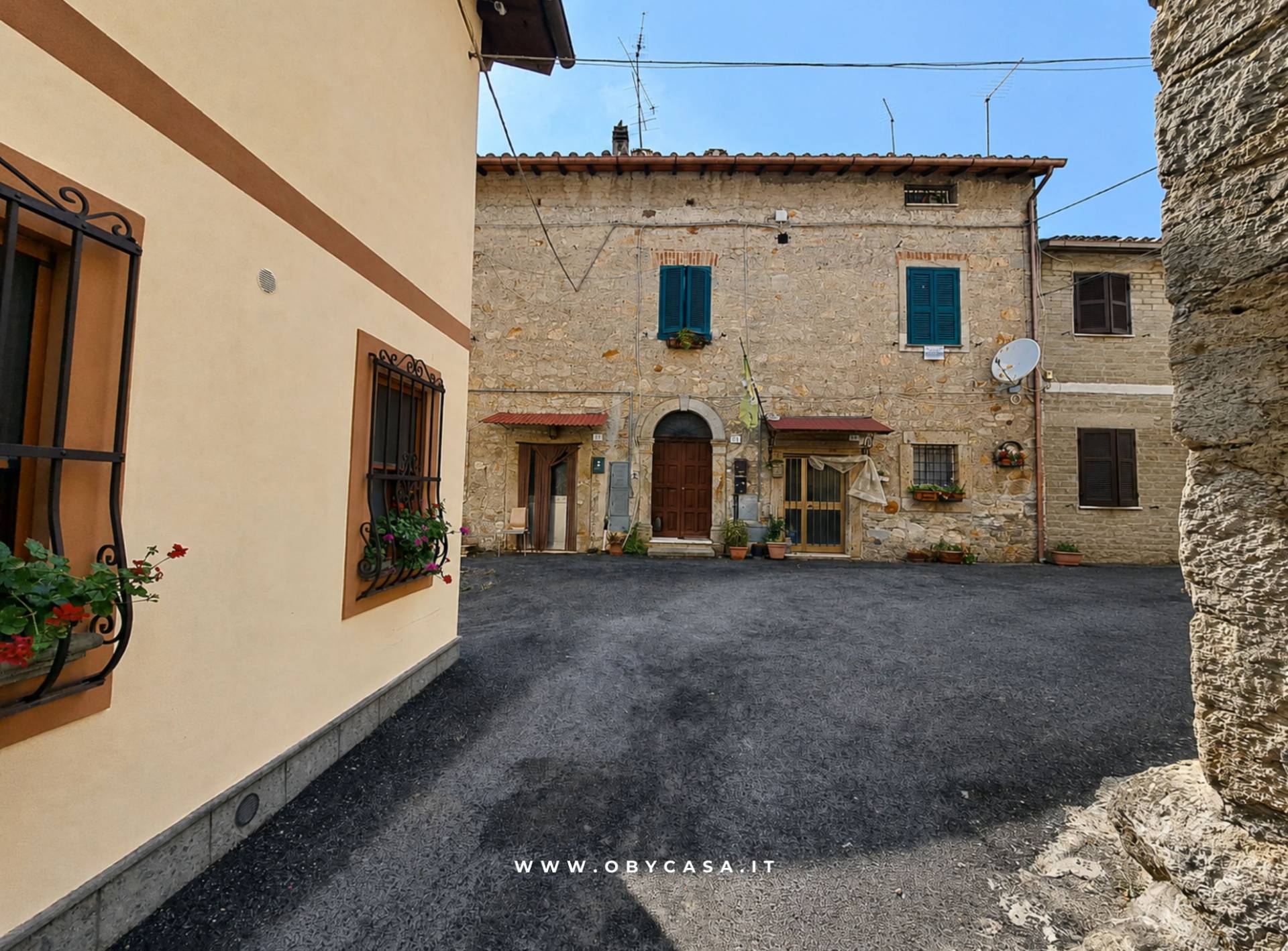 Appartamento monolocale in vendita a Canale Monterano, Carraiola