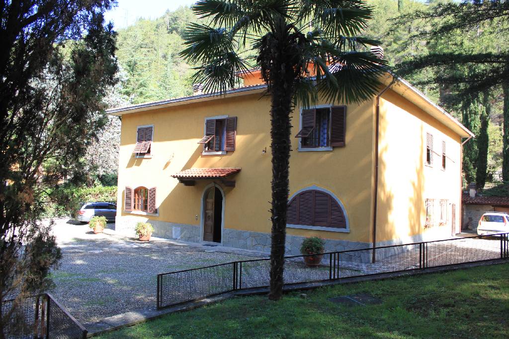 Villa in vendita a Chiusi della Verna