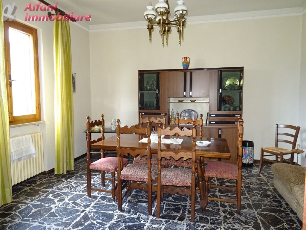 Casa singola in vendita a Ortignano Raggiolo