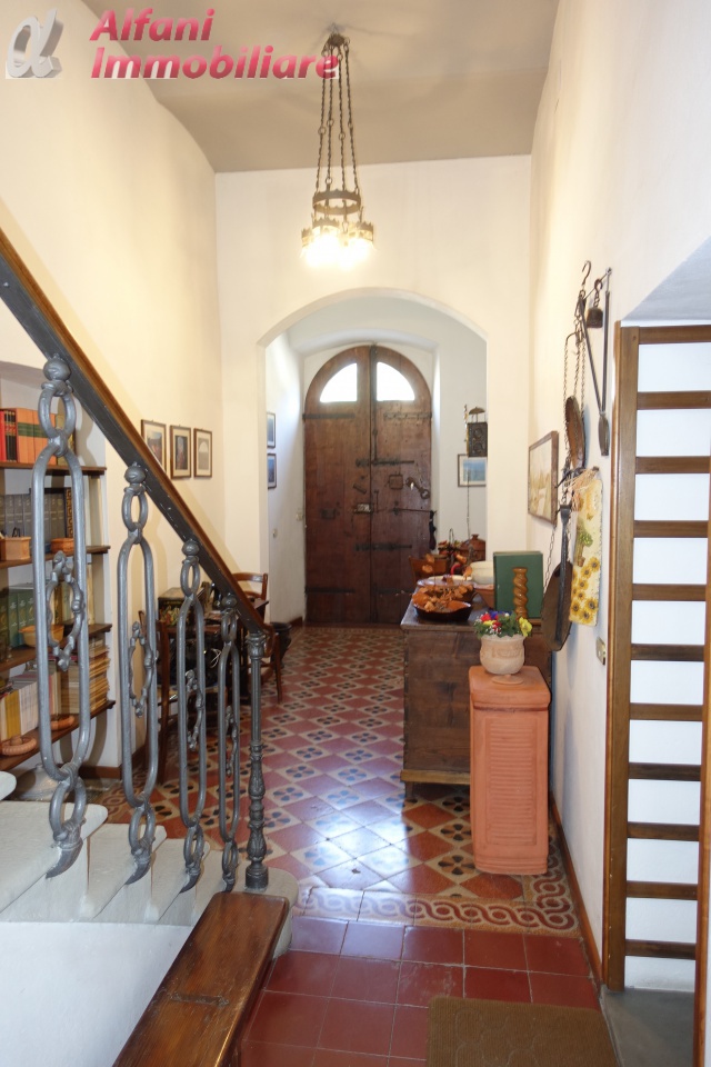 Stabile/Palazzo in vendita a Talla