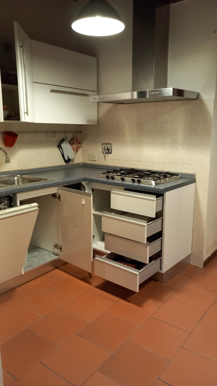 Appartamento indipendente in vendita a Ortignano Raggiolo