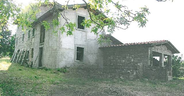 Cascina/Casale/Masseria in vendita a Bibbiena