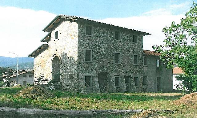 Cascina/Casale/Masseria in vendita a Bibbiena