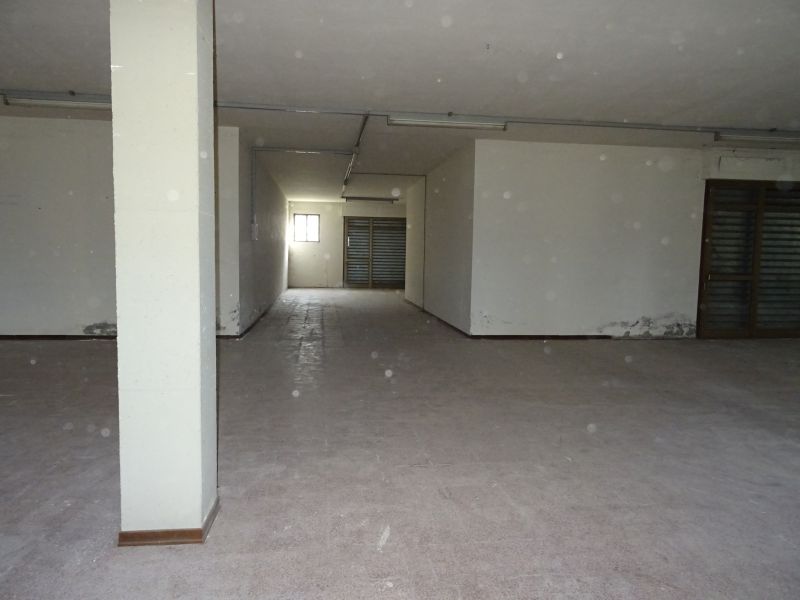 Magazzino in vendita a Poppi