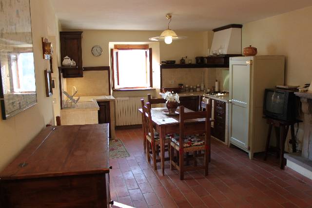 Stabile/Palazzo in vendita a Poppi