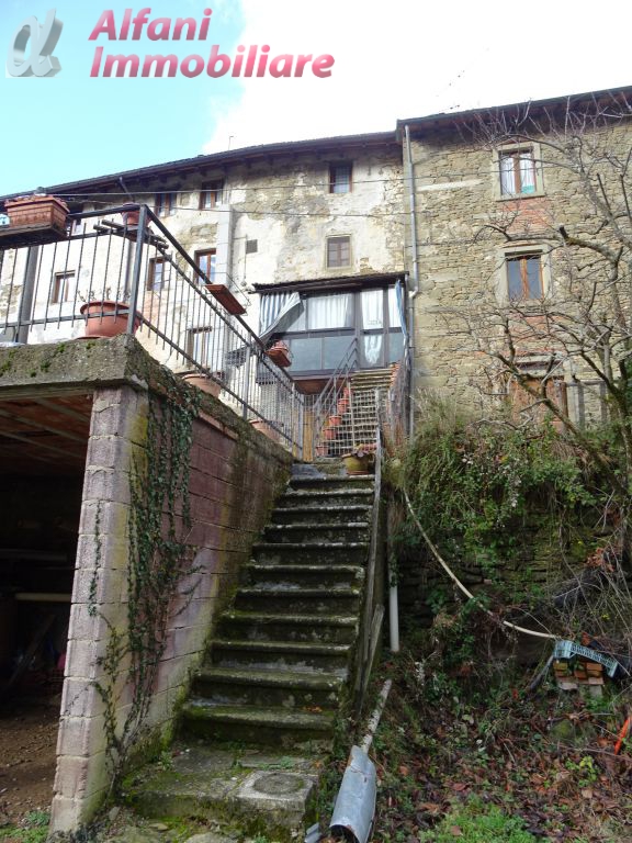 Stabile/Palazzo in vendita a Castel San Niccol