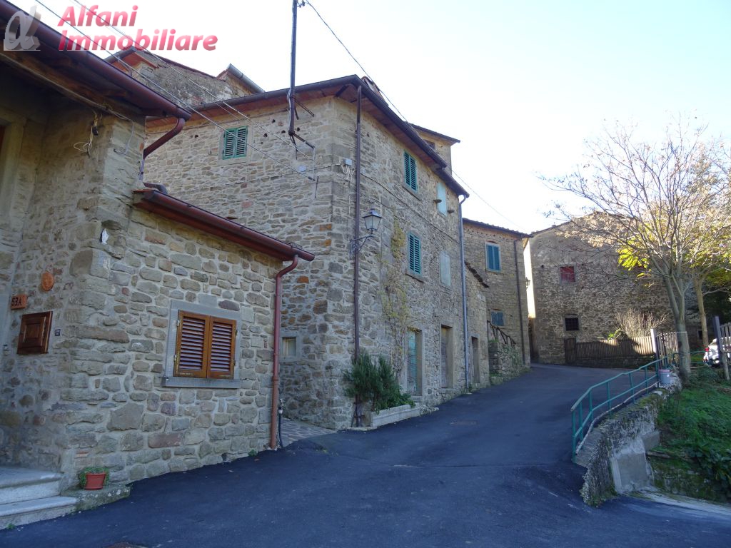 Stabile/Palazzo in vendita a Talla