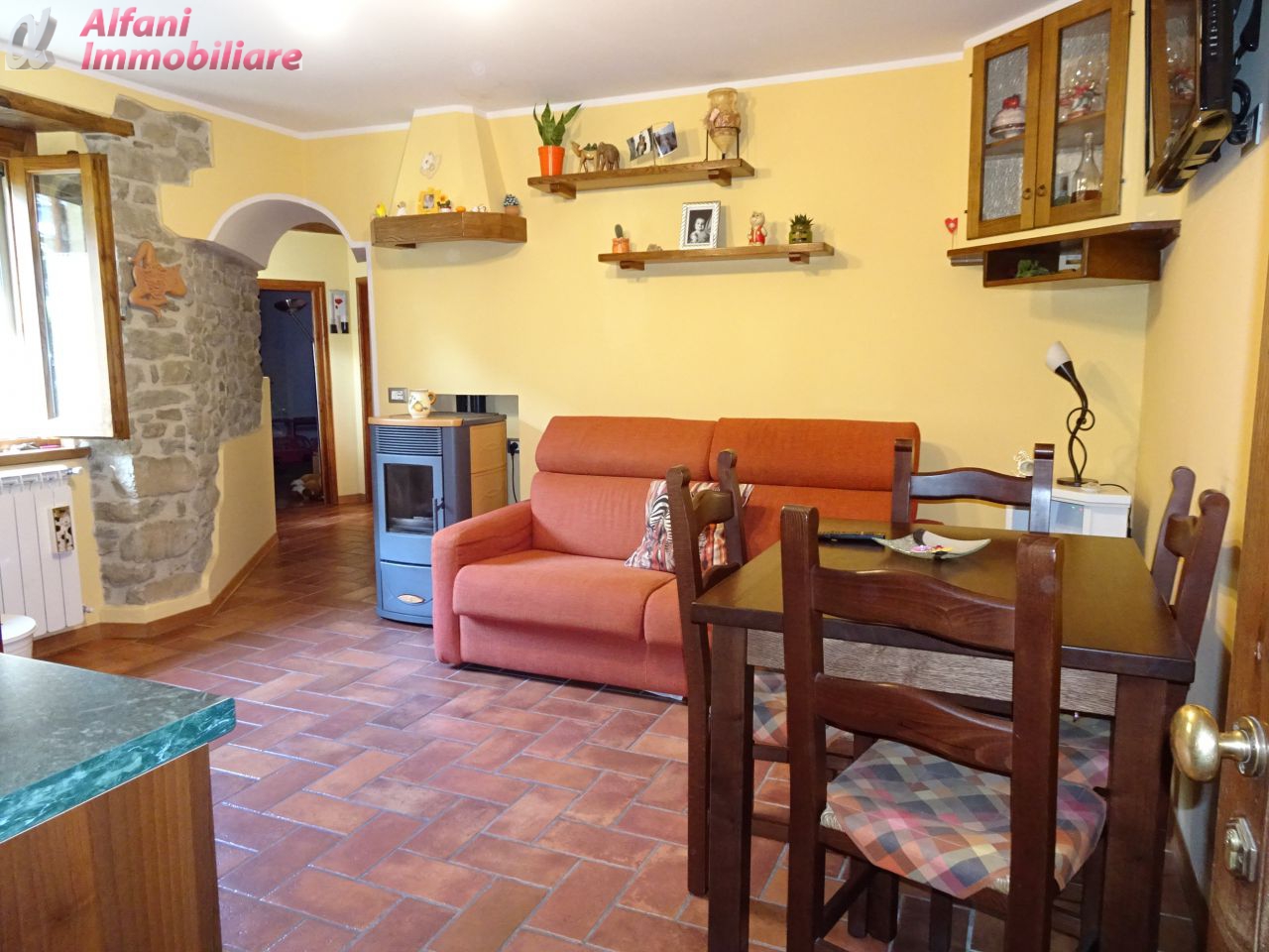 Appartamento in vendita a Montemignaio