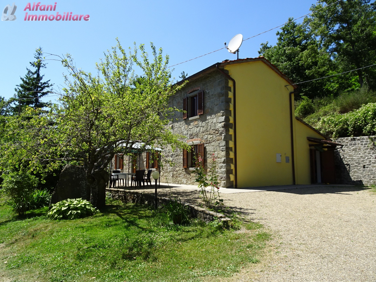 Cascina/Casale/Masseria in vendita a Bibbiena