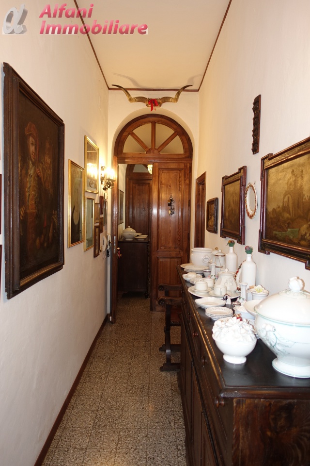 Stabile/Palazzo in vendita a Talla