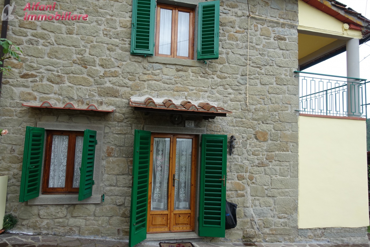 Stabile/Palazzo in vendita a Castel San Niccol