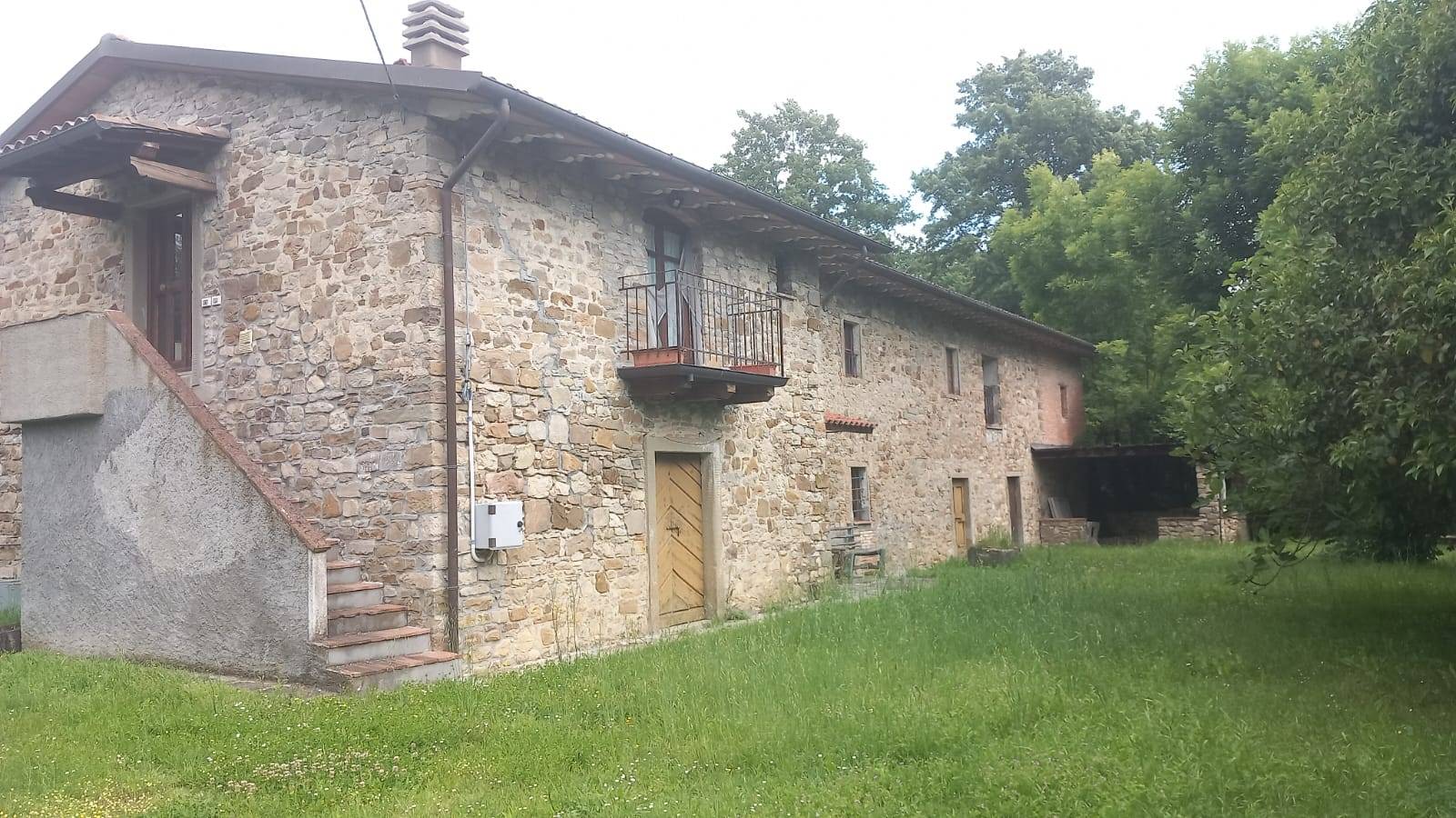 Cascina/Casale/Masseria in vendita a Bibbiena