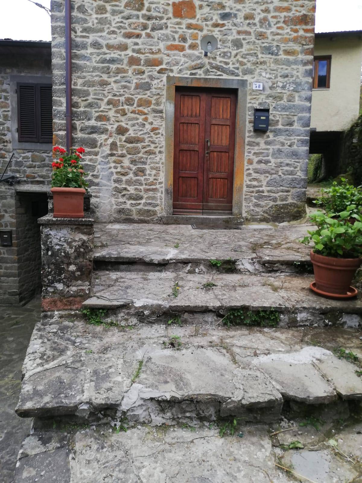 TERRATETTO in vendita a Ortignano Raggiolo, Raggiolo