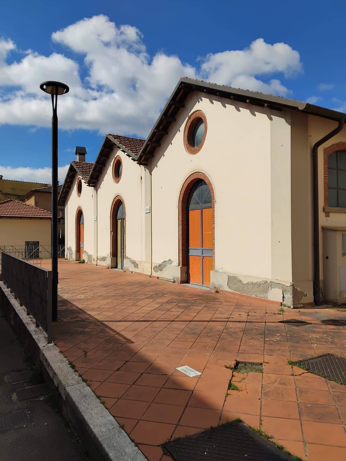 Locale commerciale in affitto a Bibbiena, Soci