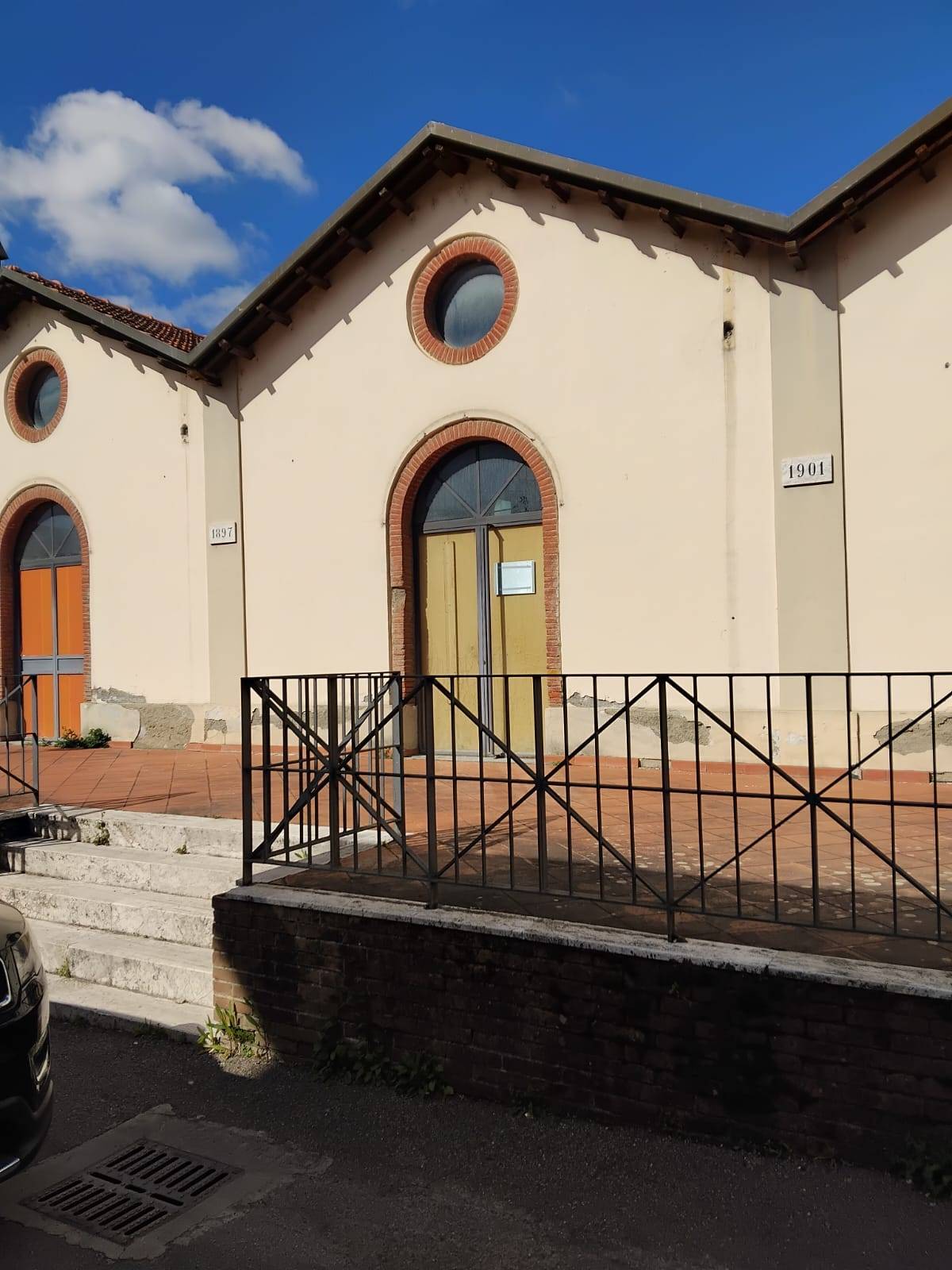 Locale commerciale in affitto a Bibbiena, Soci