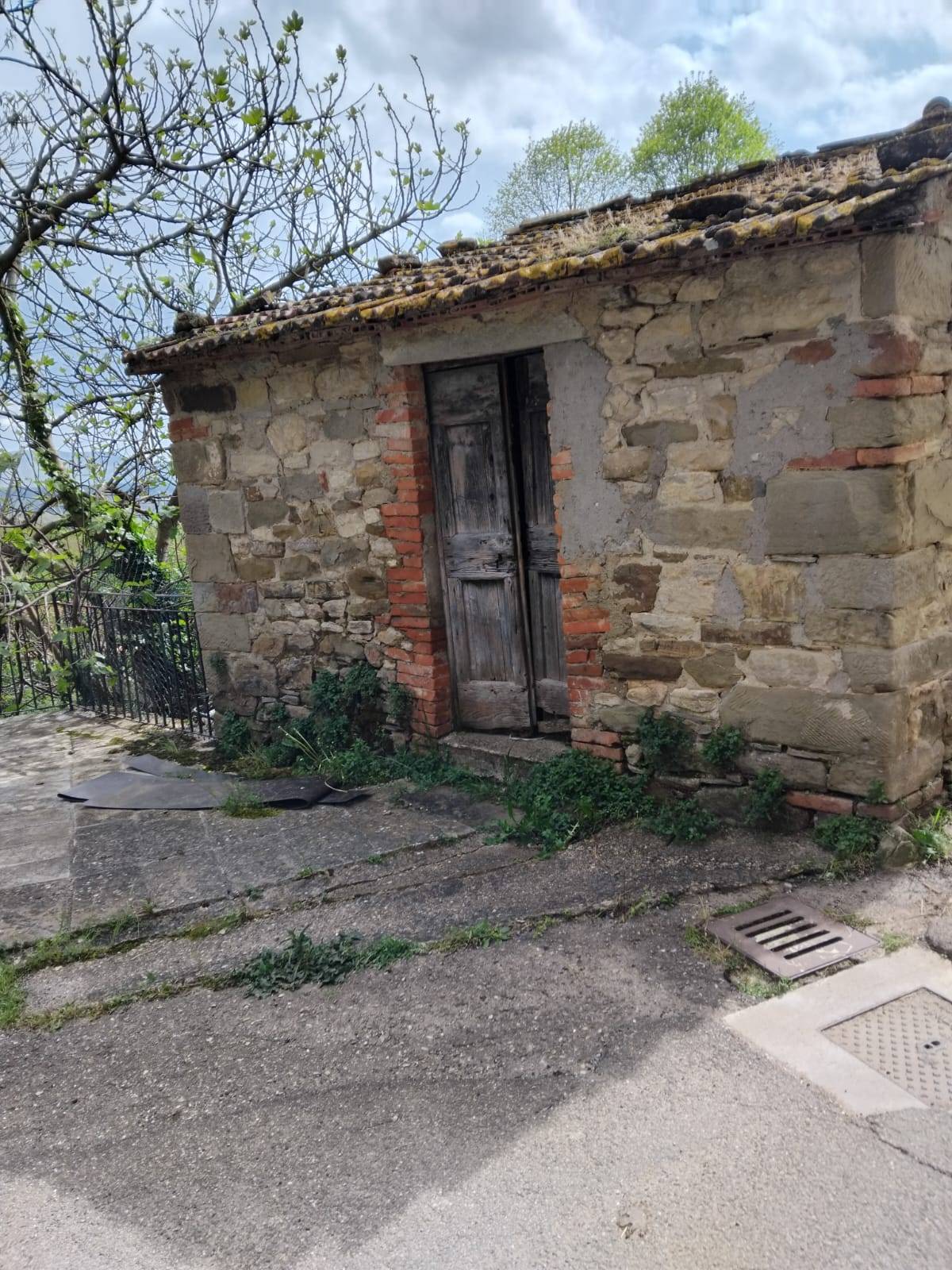 Magazzino in vendita a Bibbiena, Marciano