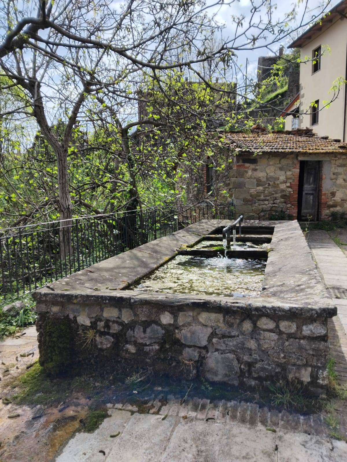 Magazzino in vendita a Bibbiena, Marciano