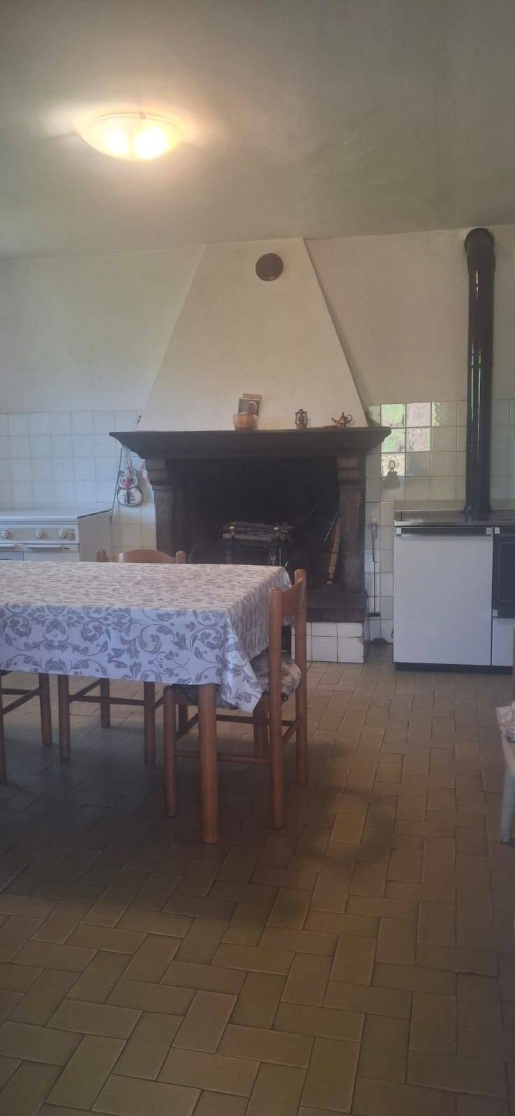 Stabile/Palazzo in vendita a Castel San Niccol