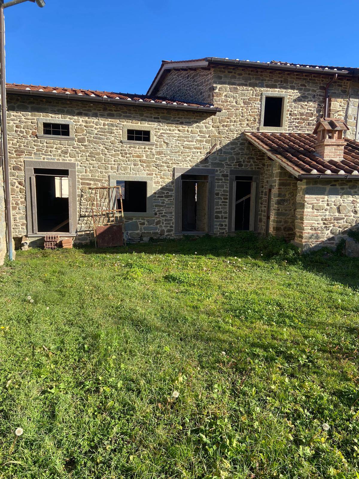 Stabile/Palazzo in vendita a Poppi