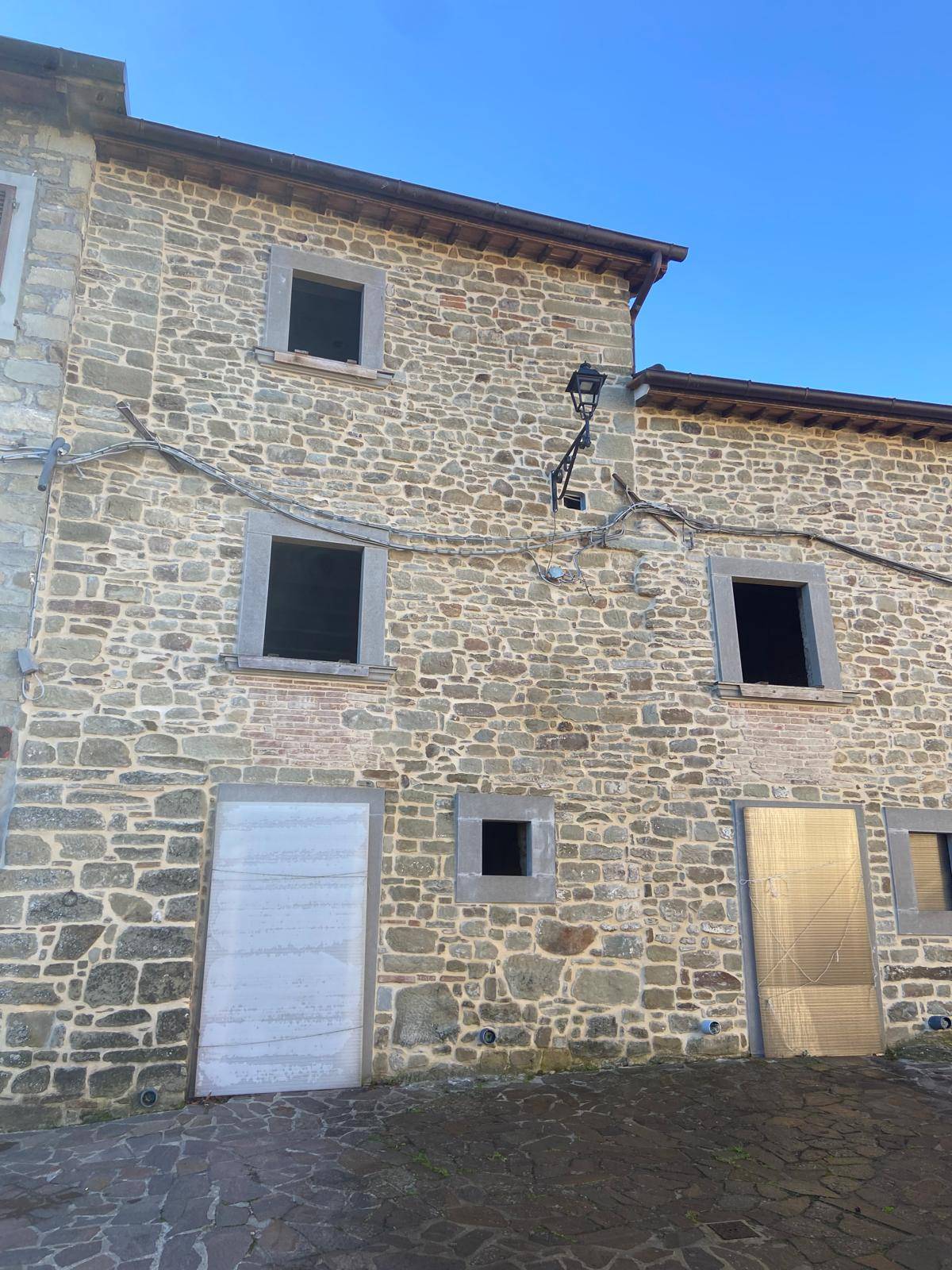 Stabile/Palazzo in vendita a Poppi