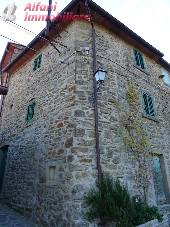 Stabile/Palazzo in vendita a Talla