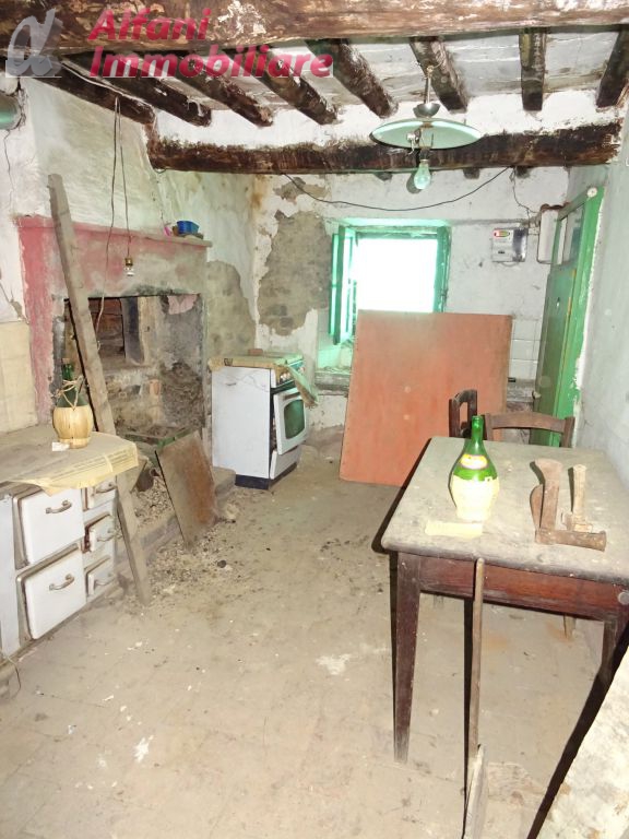 Stabile/Palazzo in vendita a Talla