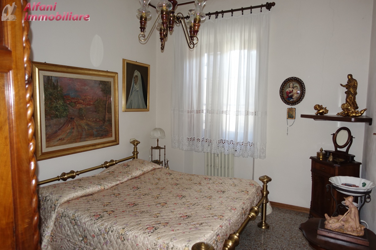 Stabile/Palazzo in vendita a Talla