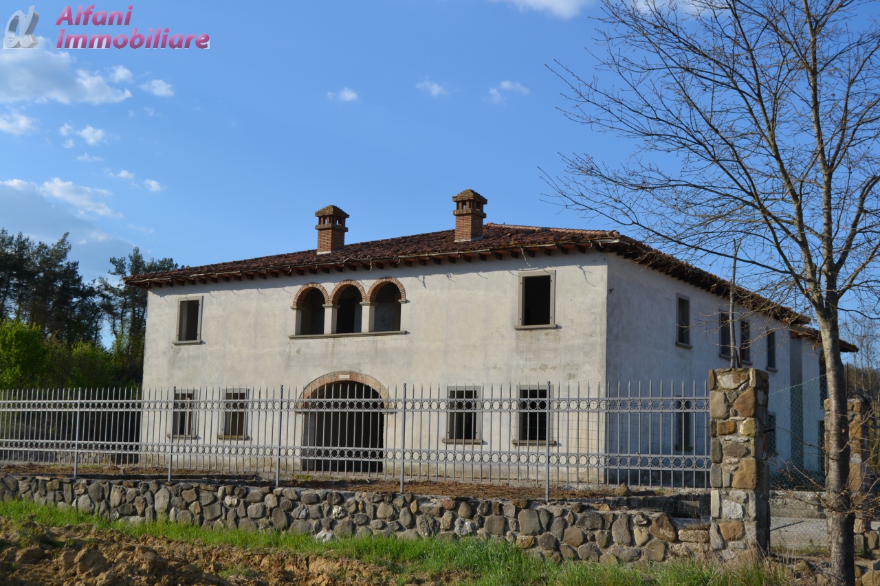 Cascina/Casale/Masseria in vendita a Bibbiena