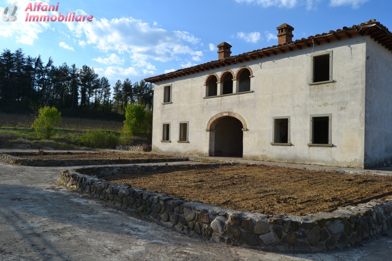Cascina/Casale/Masseria in vendita a Bibbiena